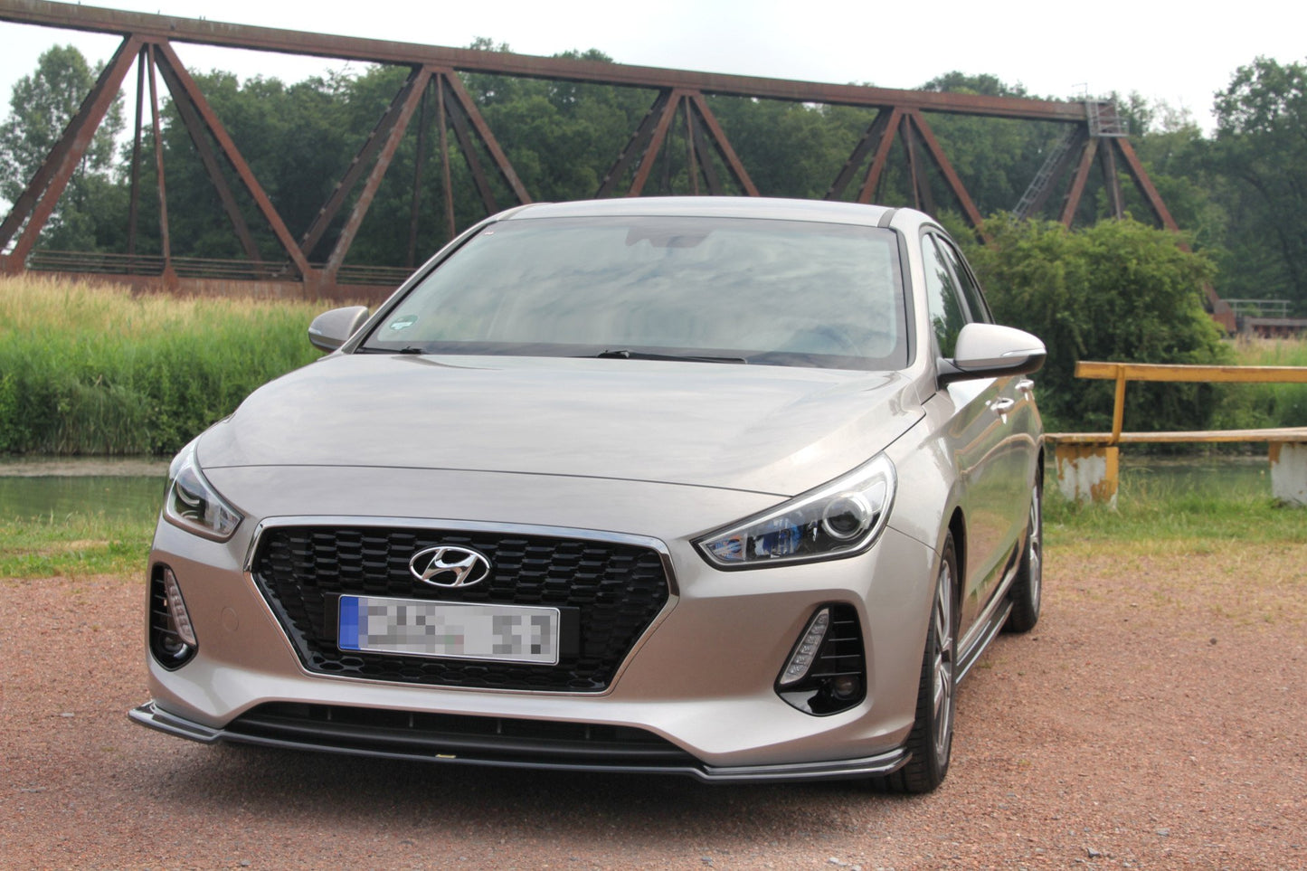 Front Ansatz V.1 für HYUNDAI I30 MK3 HATCHBACK  schwarz Hochglanz