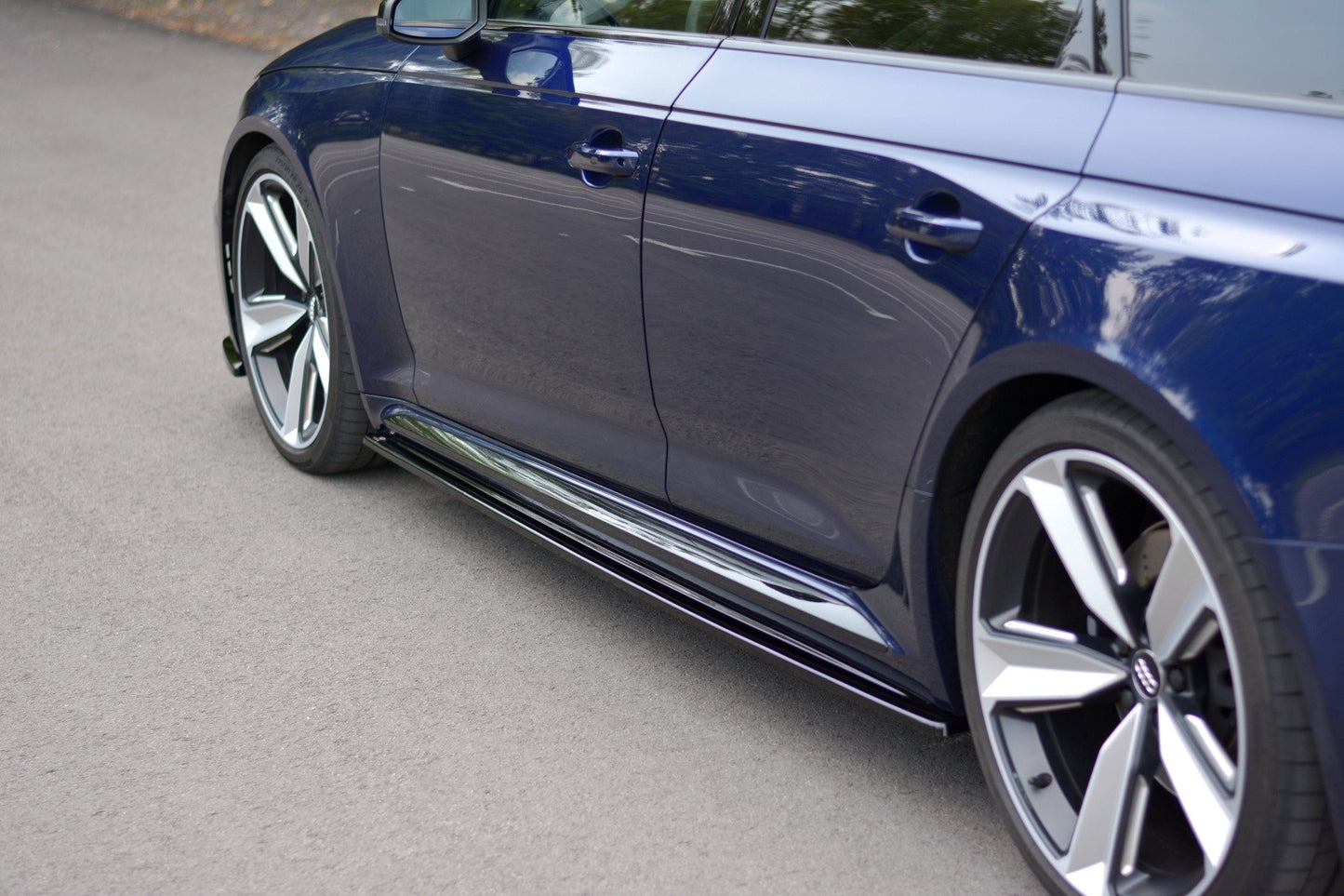 Seitenschweller Ansatz für Audi RS4 B9  Carbon Look