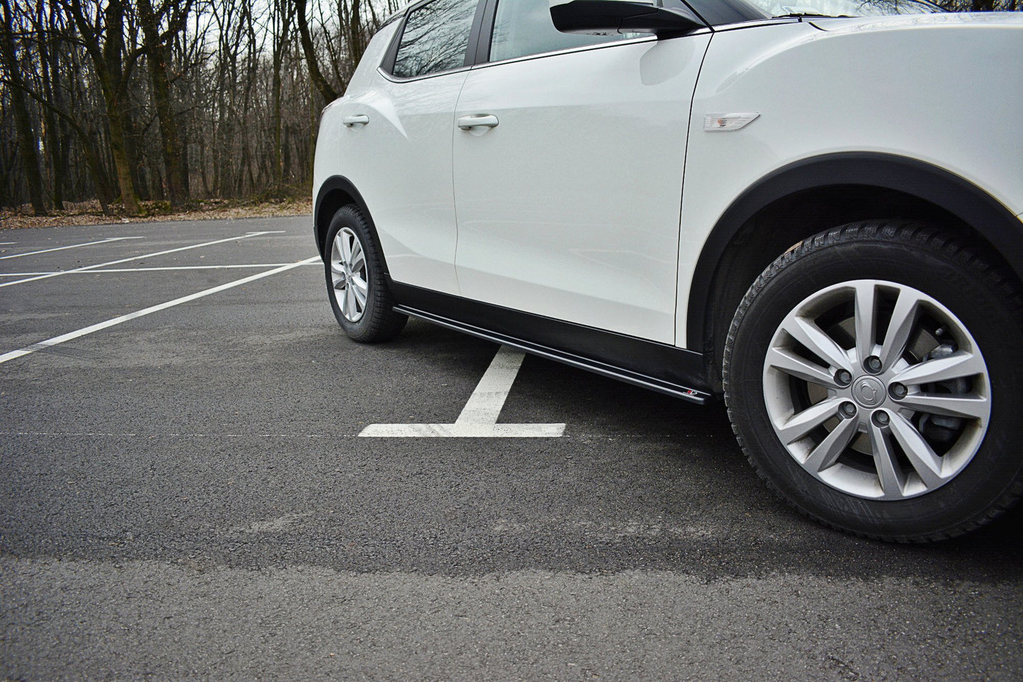 Seitenschweller Ansatz für SSANGYONG TIVOLI schwarz Hochglanz