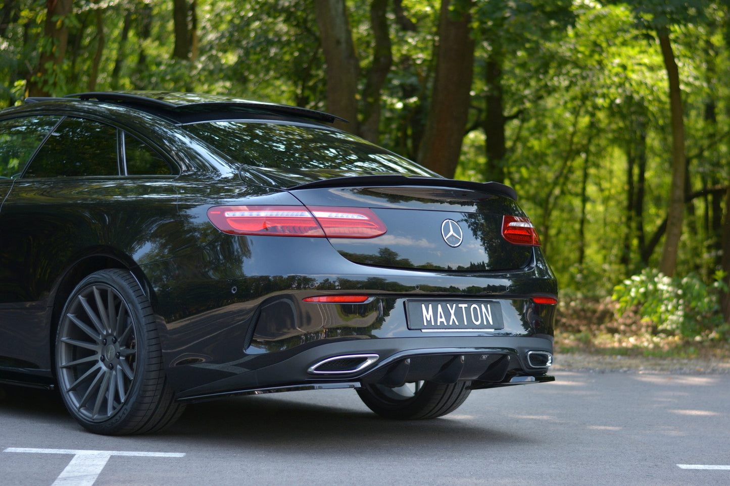 Heck Ansatz Flaps Diffusor für Mercedes-Benz E-Klasse W213 Coupe(C238) AMG-Line Carbon Look