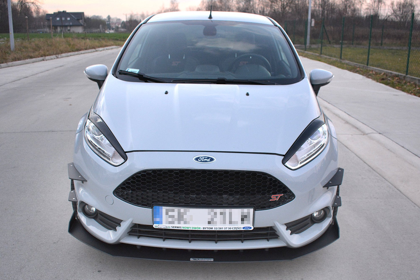 Scheinwerfer Blenden Böser Blick V.1 für Ford Fiesta ST / ST-Line / Standard Mk7 FL Carbon Look