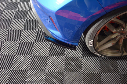 Heck Ansatz Flaps Diffusor V.1 für Ford Focus ST-Line schwarz Hochglanz