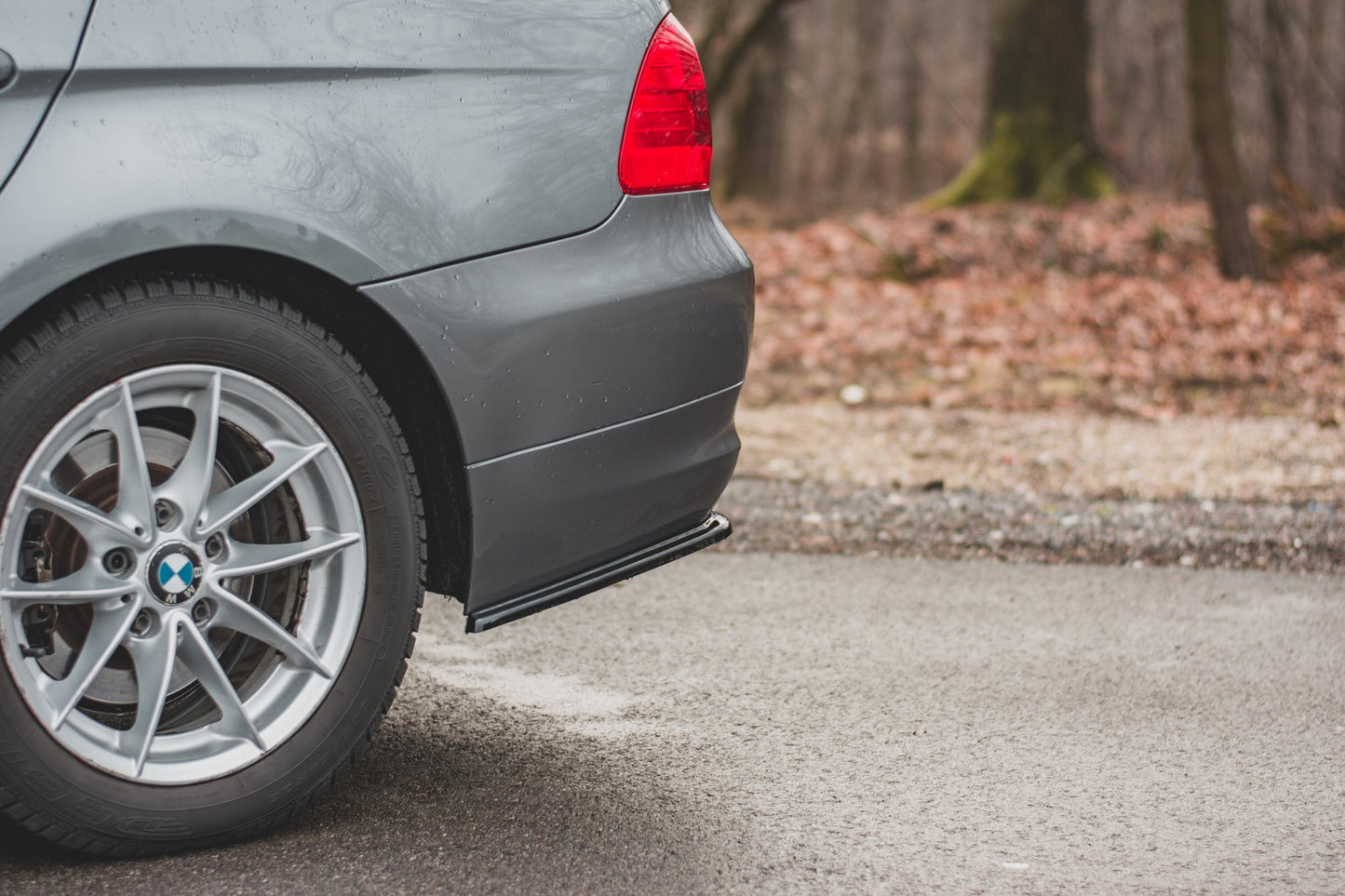 Heck Ansatz Flaps Diffusor für BMW 3er E91 Facelift schwarz matt