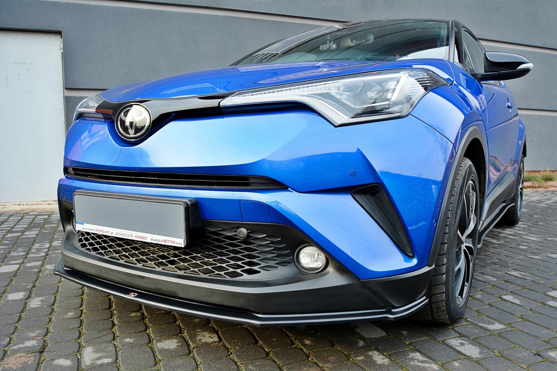 Front Ansatz V.1 für TOYOTA C-HR  schwarz Hochglanz