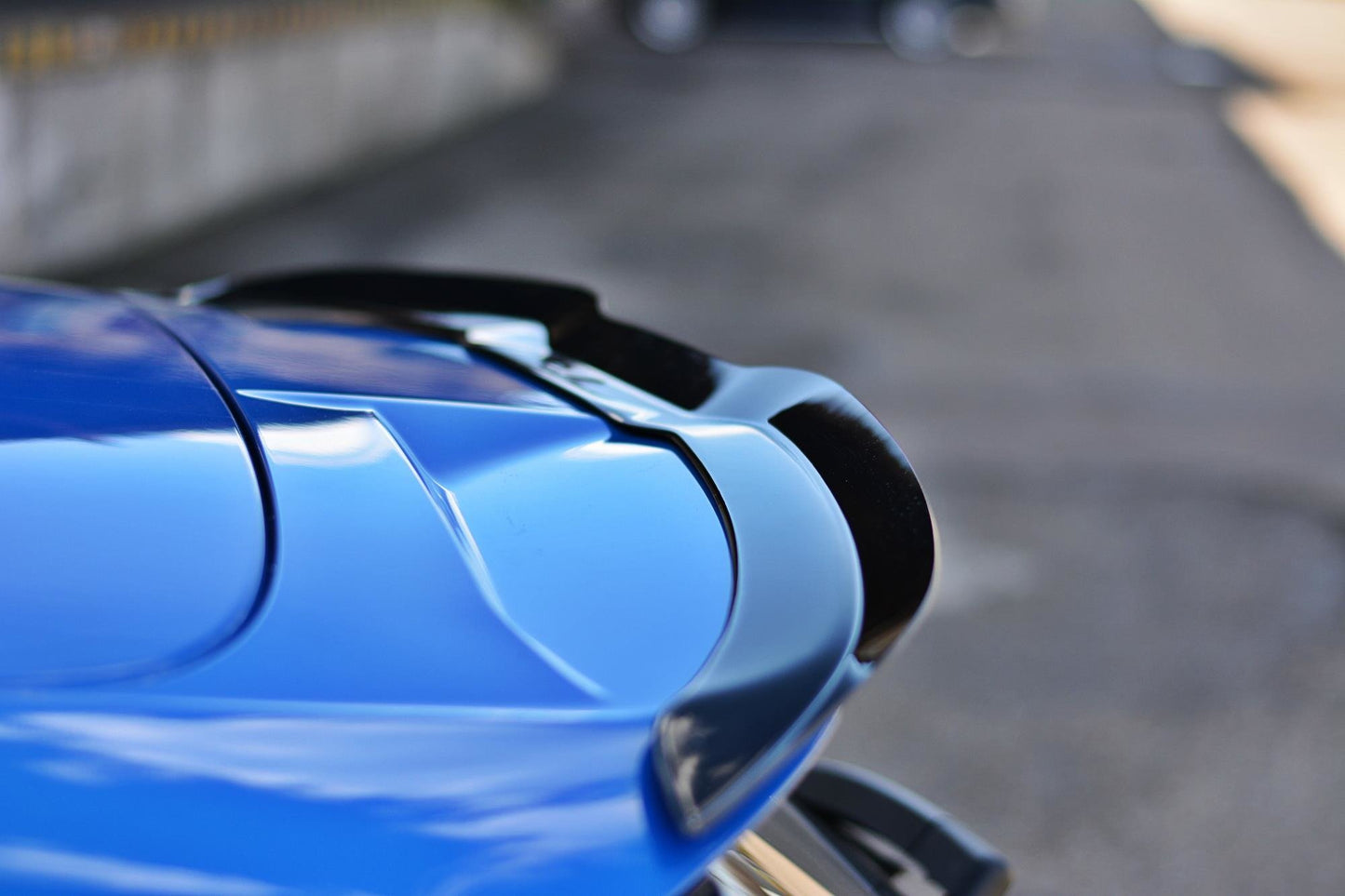 Spoiler CAP V.1 für Ford Focus ST-Line Mk4 schwarz Hochglanz