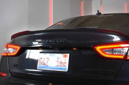 Spoiler CAP für MASERATI QUATTROPORTE MK.6 vor Facelift Carbon Look