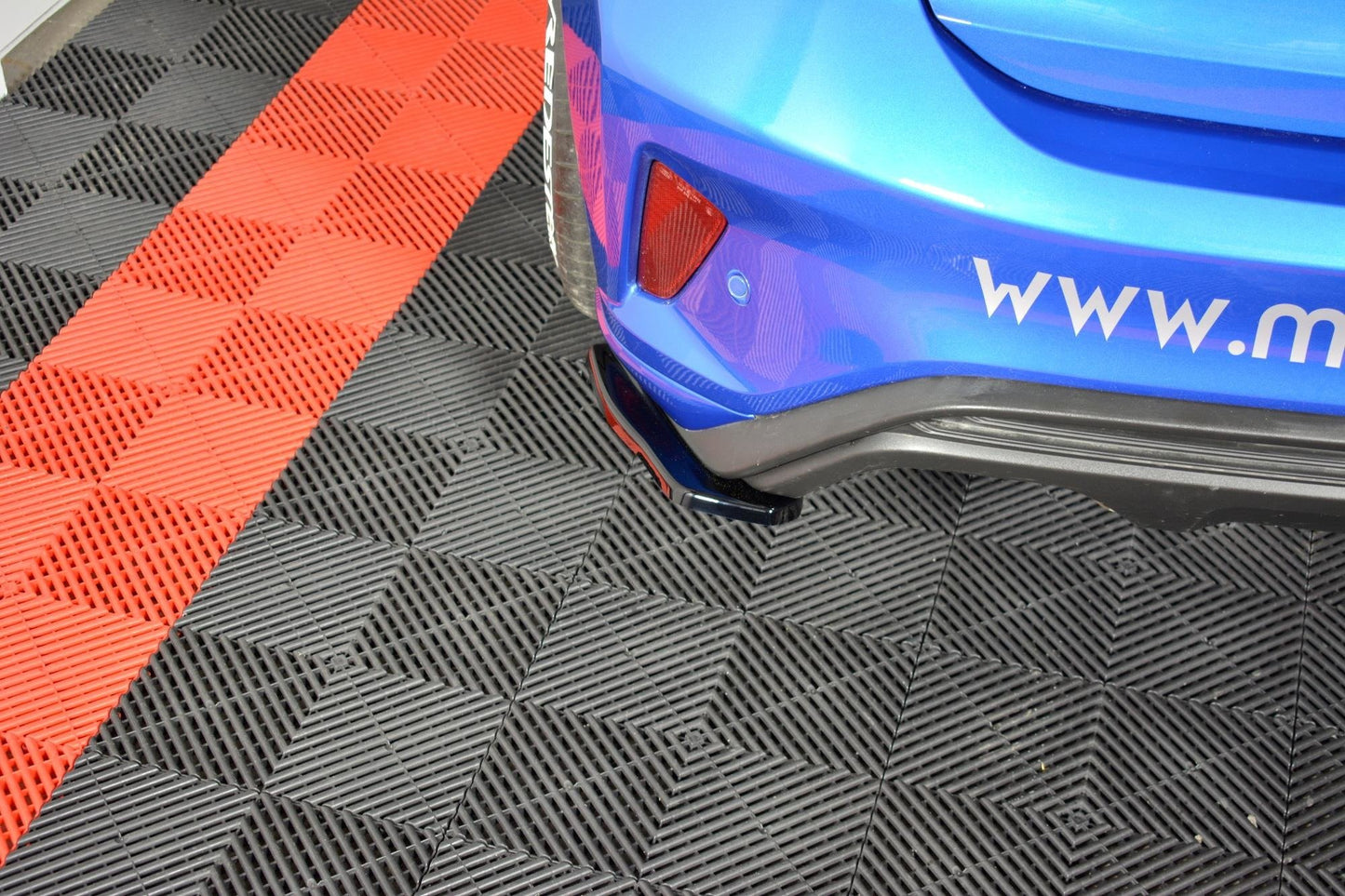 Heck Ansatz Flaps Diffusor V.1 für Ford Focus ST-Line schwarz matt