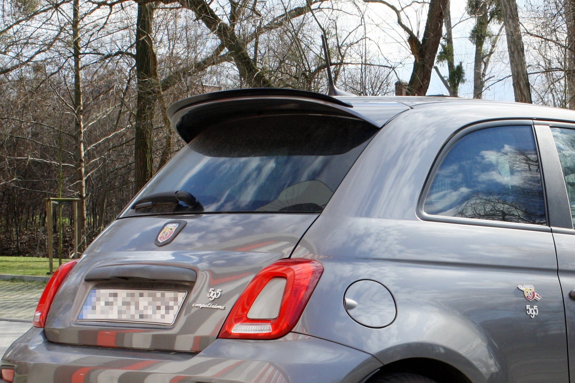 Spoiler CAP für FIAT 500 ABARTH MK1 FACELIFT Carbon Look