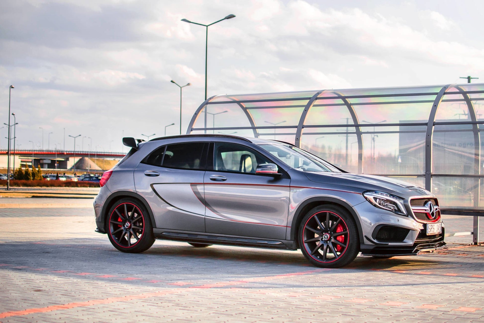 Seitenschweller Ansatz für Mercedes GLA 45 AMG SUV (X156) vor Facelift schwarz Hochglanz