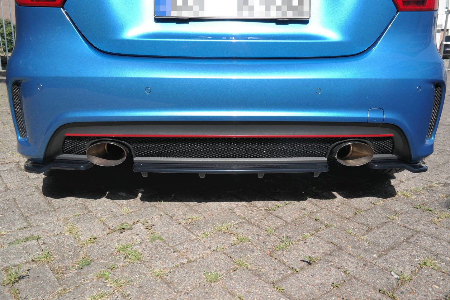 Mittlerer Diffusor Heck Ansatz für im DTM LOOK Mercedes W176 AMG-LINE vor Facelift schwarz matt