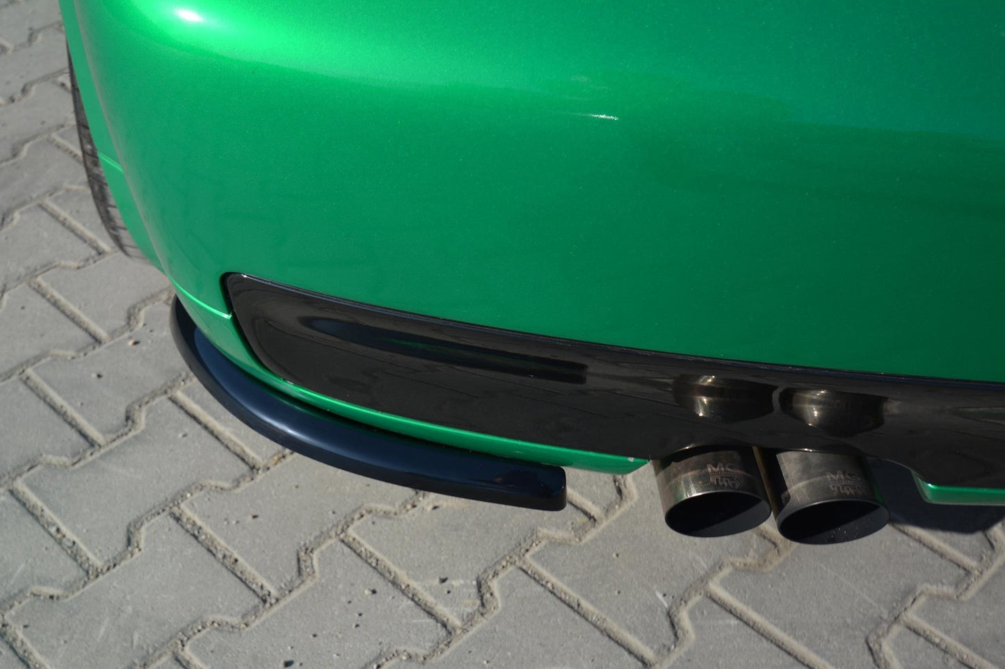 Heck Ansatz Flaps Diffusor für AUDI S3 8L schwarz Hochglanz