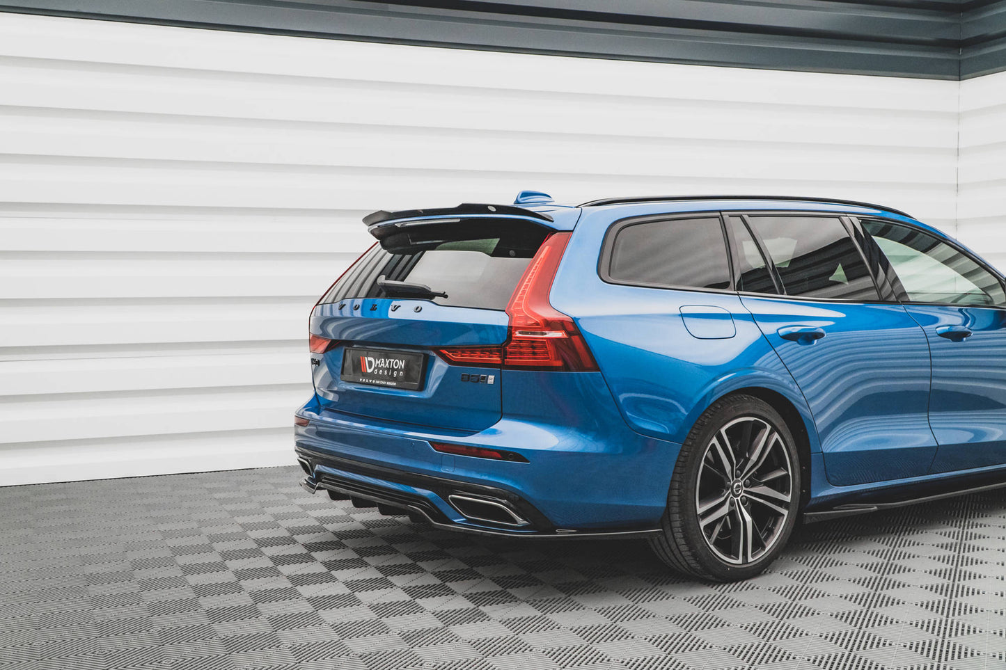 Spoiler CAP für Volvo V60 R-Design Mk2 Carbon Look