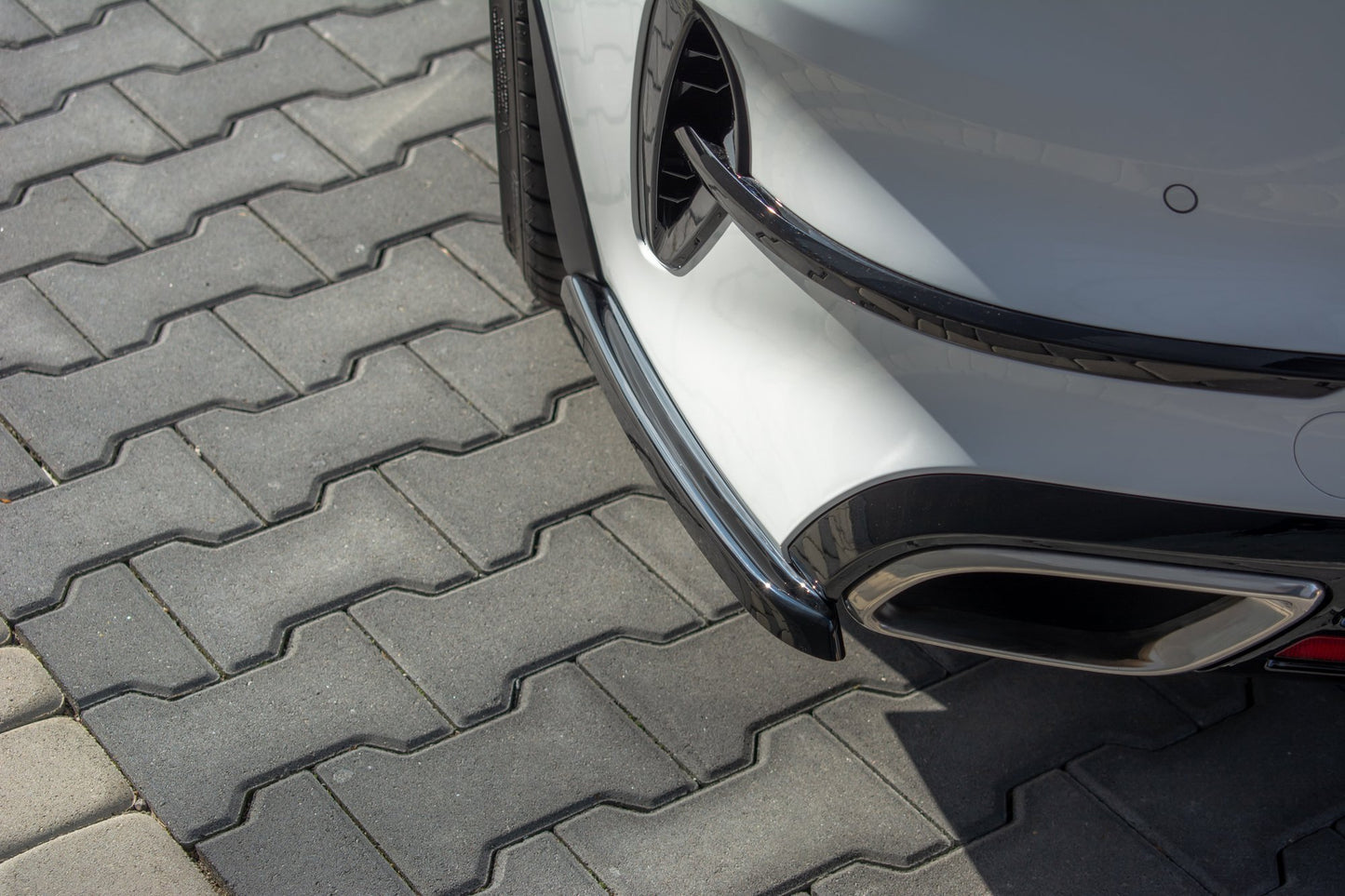 Heck Ansatz Flaps Diffusor für Kia ProCeed GT Mk3 Carbon Look