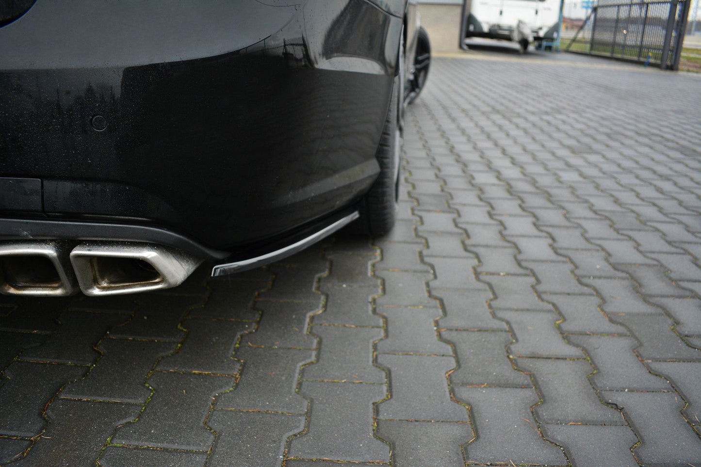 Heck Ansatz Flaps Diffusor für Mercedes E63 AMG W212  Carbon Look