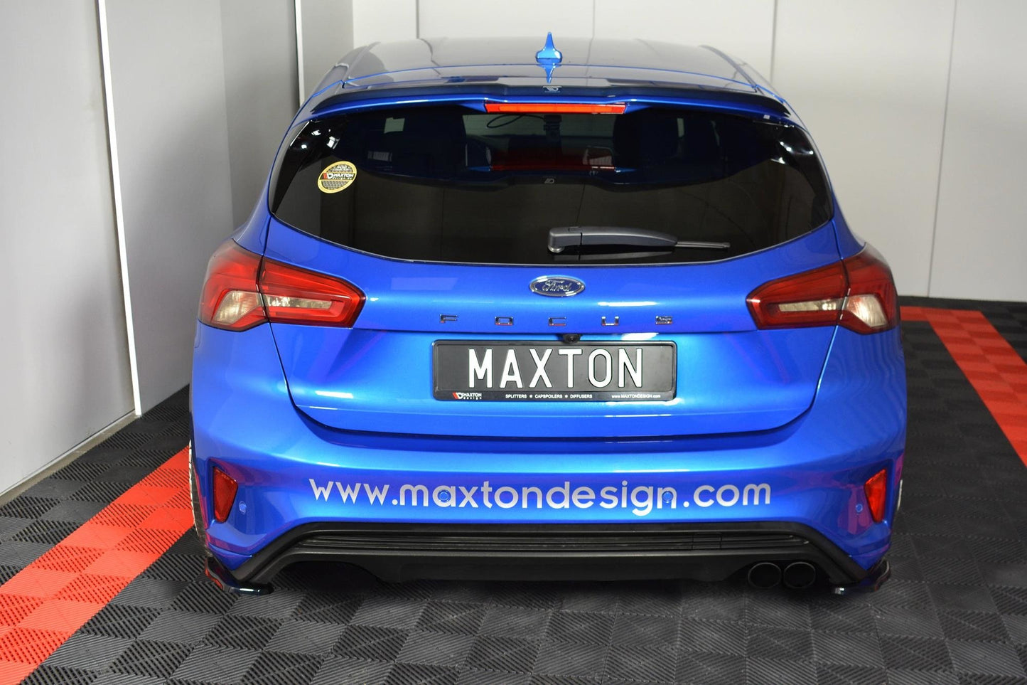 Heck Ansatz Flaps Diffusor V.1 für Ford Focus ST-Line schwarz Hochglanz