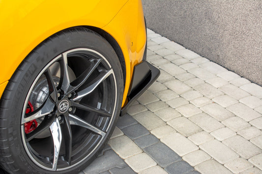 Heck Ansatz Flaps Diffusor V.1 für Toyota Supra Mk5 schwarz Hochglanz