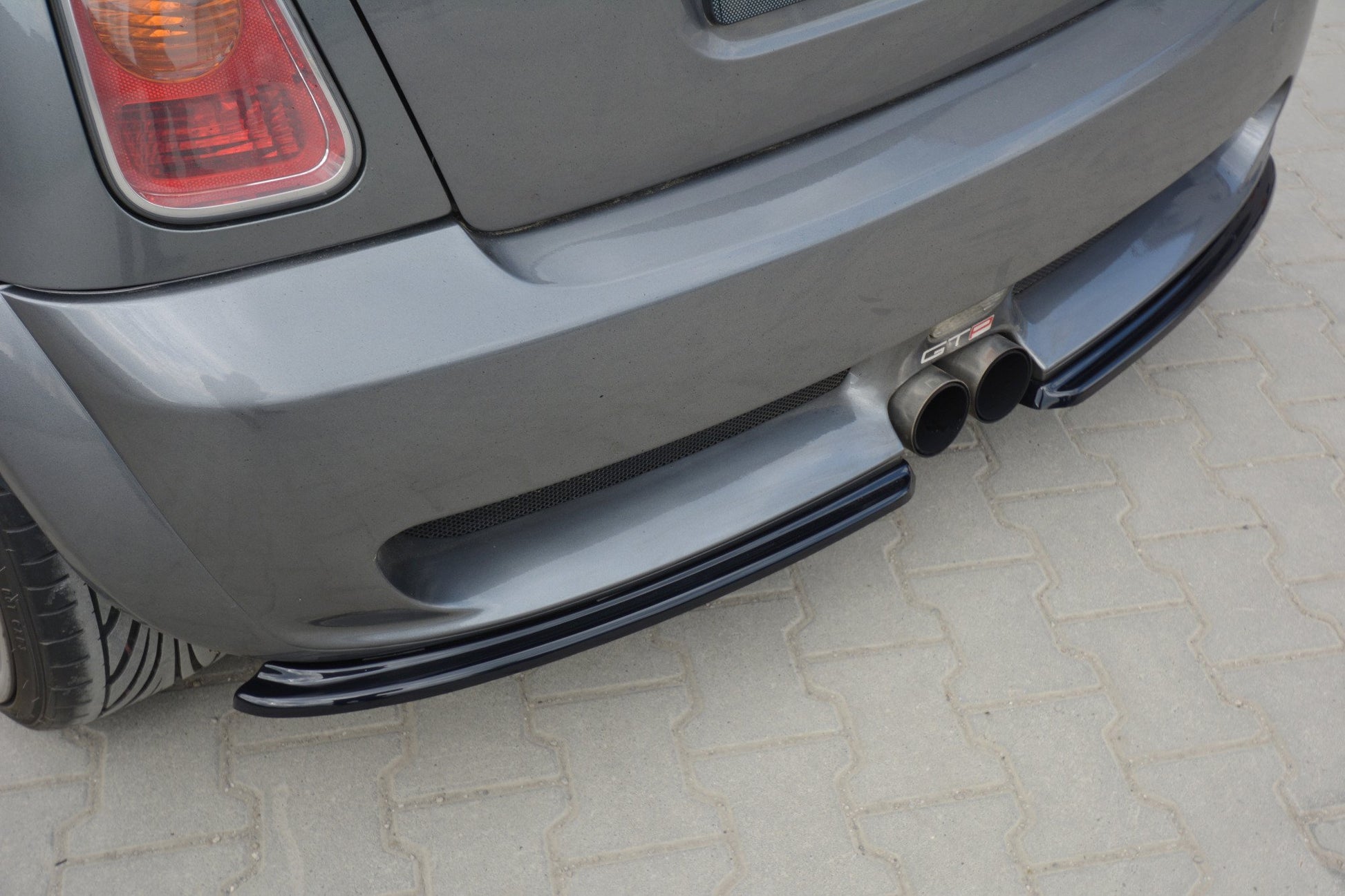 Heck Ansatz Flaps Diffusor für MINI R53 COOPER S JCW Carbon Look