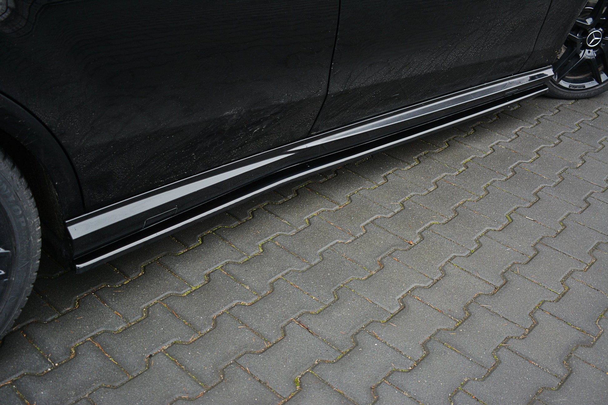 Seitenschweller Ansatz für Mercedes E63 AMG W212  schwarz Hochglanz