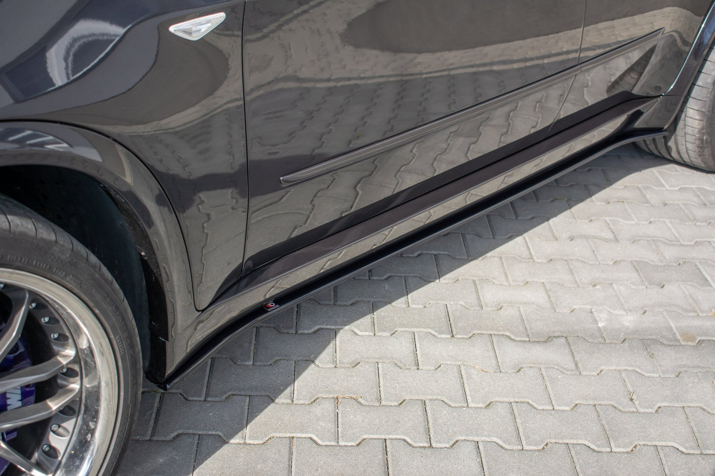 Seitenschweller Ansatz für BMW X5 E70 Facelift M Paket schwarz Hochglanz