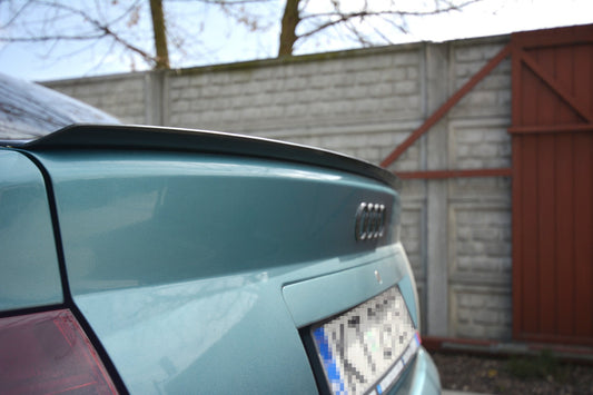 Spoiler CAP für Audi A4 / S4 B5 Limousine Carbon Look