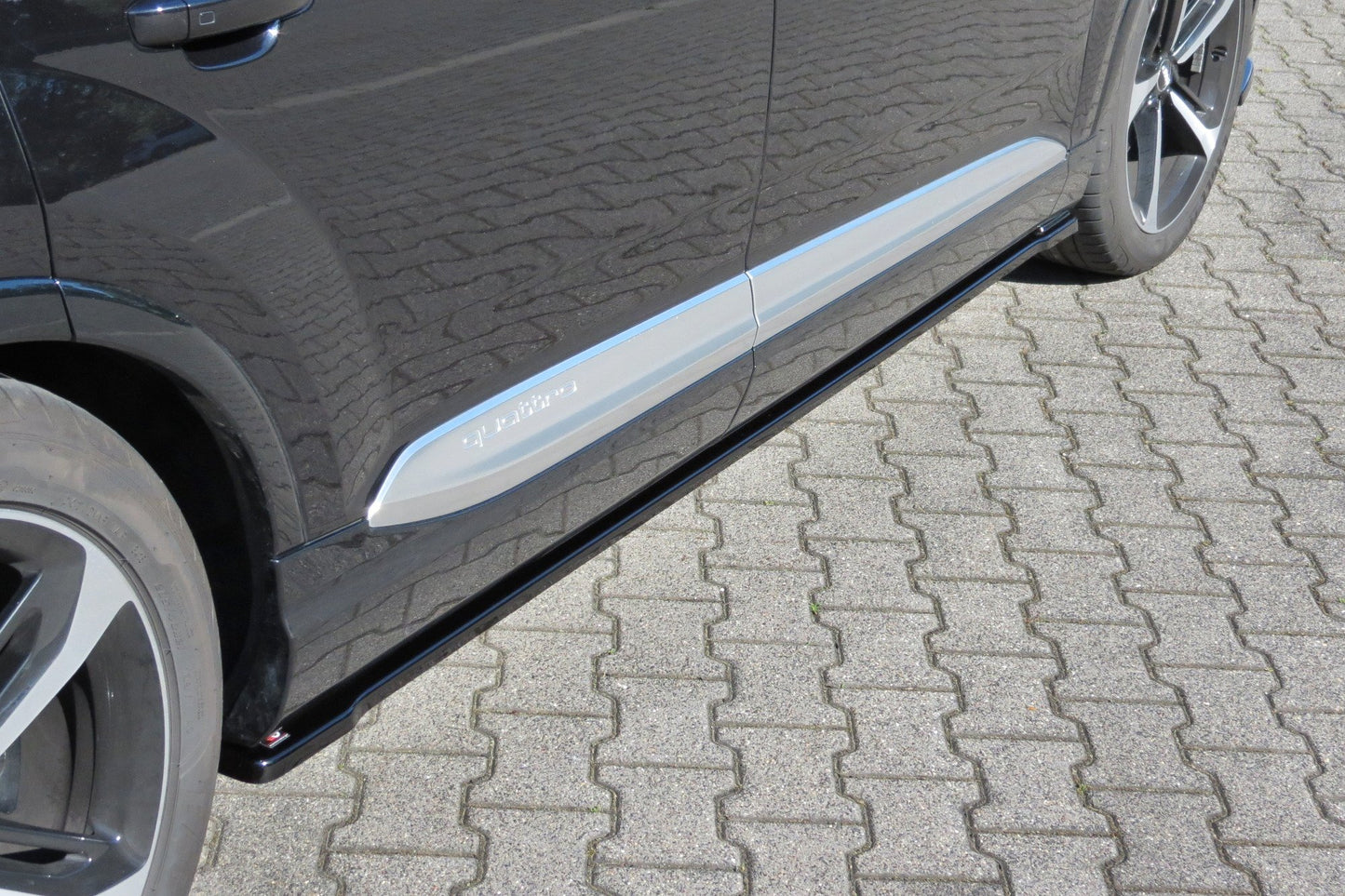 Seitenschweller Ansatz für Audi SQ7 / Q7 S-Line Mk.2 Carbon Look
