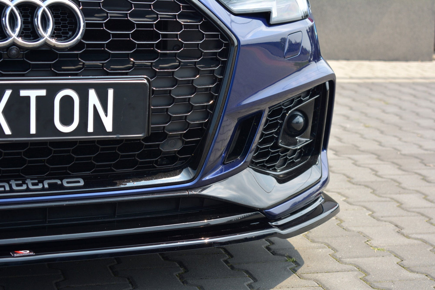 Front Ansatz V.2 für AUDI RS4 B9 schwarz Hochglanz