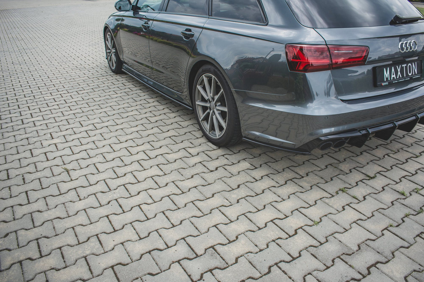 Heck Ansatz Flaps Diffusor für Audi S6 / A6 S-Line C7 FL Carbon Look