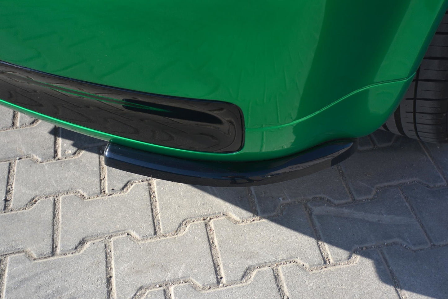 Heck Ansatz Flaps Diffusor für AUDI S3 8L schwarz Hochglanz