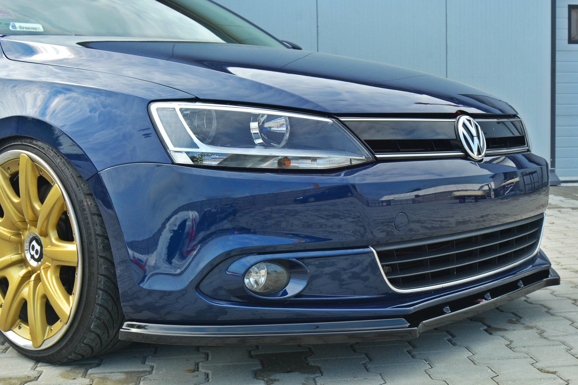 Front Ansatz V.1 für VW Jetta 6 schwarz matt