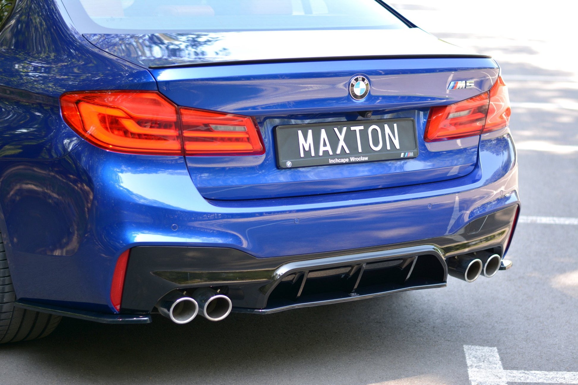 Mittlerer Diffusor Heck Ansatz für BMW M5 F90 Carbon Look