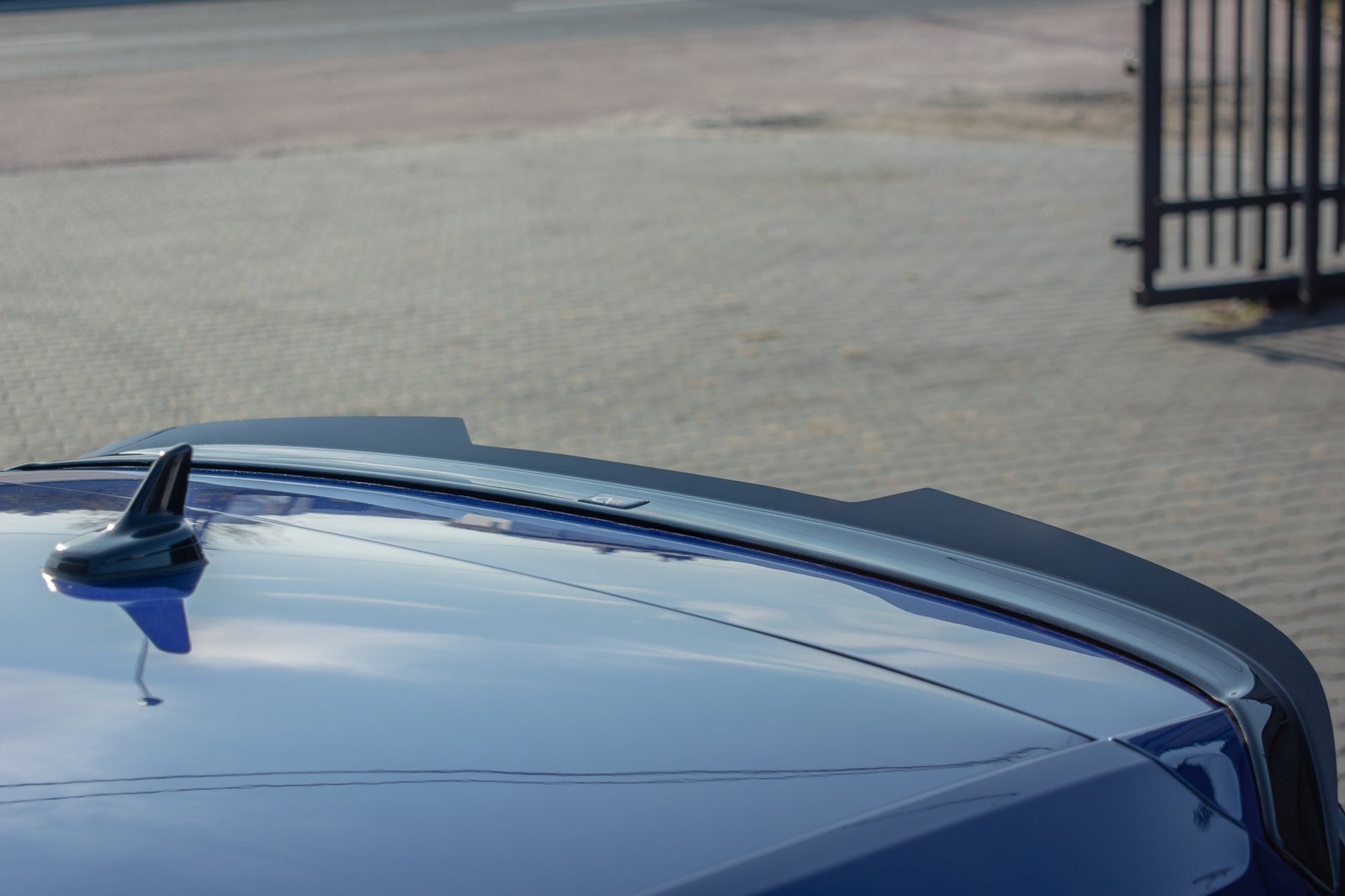 Spoiler CAP V.2 für Volkswagen Golf 7 / 7 Facelift R / R-Line / GTI  schwarz matt