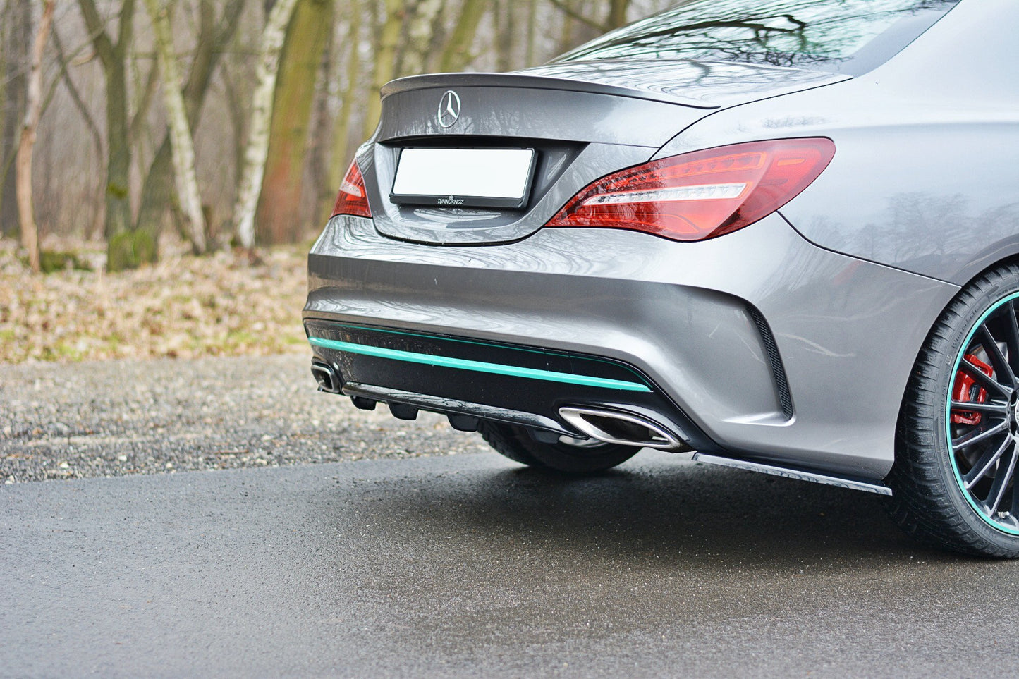 Diffusor Heck Ansatz für Mercedes CLA C117 AMG-LINE FACELIFT  schwarz Hochglanz