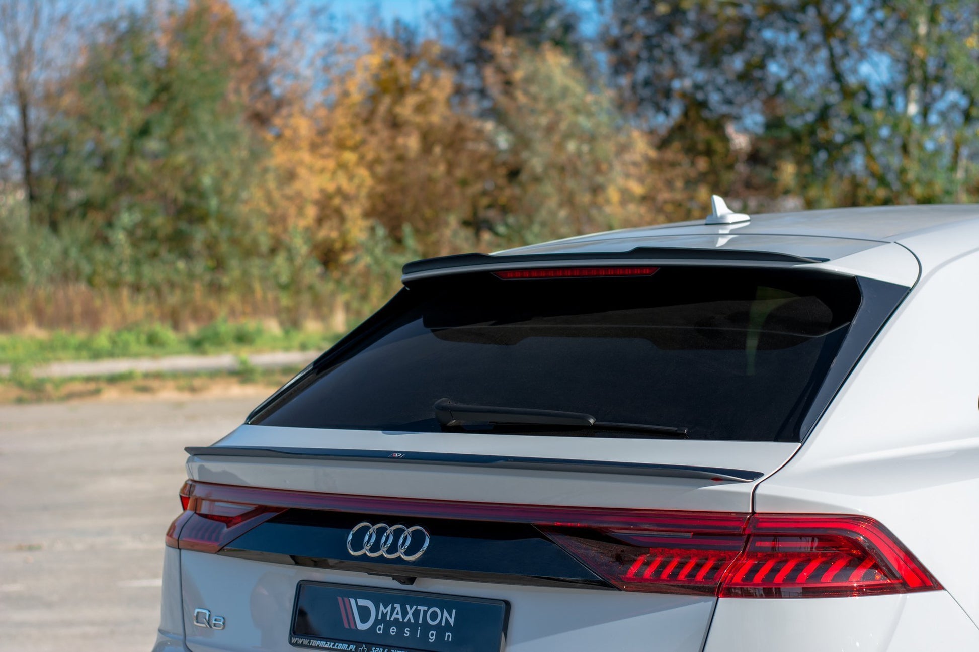 Spoiler CAP V.1 für Audi Q8 S-line Carbon Look
