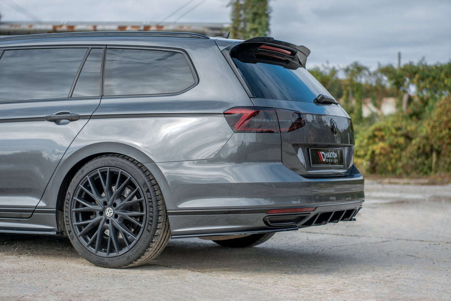 Spoiler CAP für Volkswagen Passat R-Line B8 schwarz matt