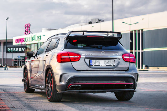 Mittlerer Diffusor Heck Ansatz für im DTM LOOK Mercedes GLA 45 AMG SUV (X156) vor Facelift Carbon Look
