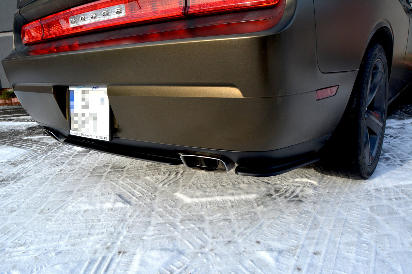 Mittlerer Diffusor Heck Ansatz für DODGE CHALLENGER MK3. PHASE-I SRT8 COUPE  Carbon Look