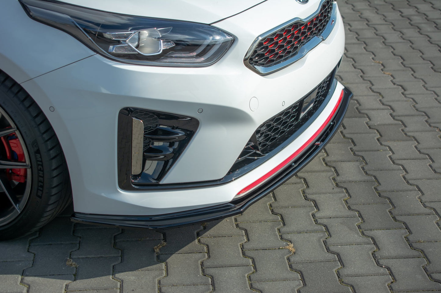 Front Ansatz V.3 für Kia ProCeed GT Mk 3 schwarz Hochglanz