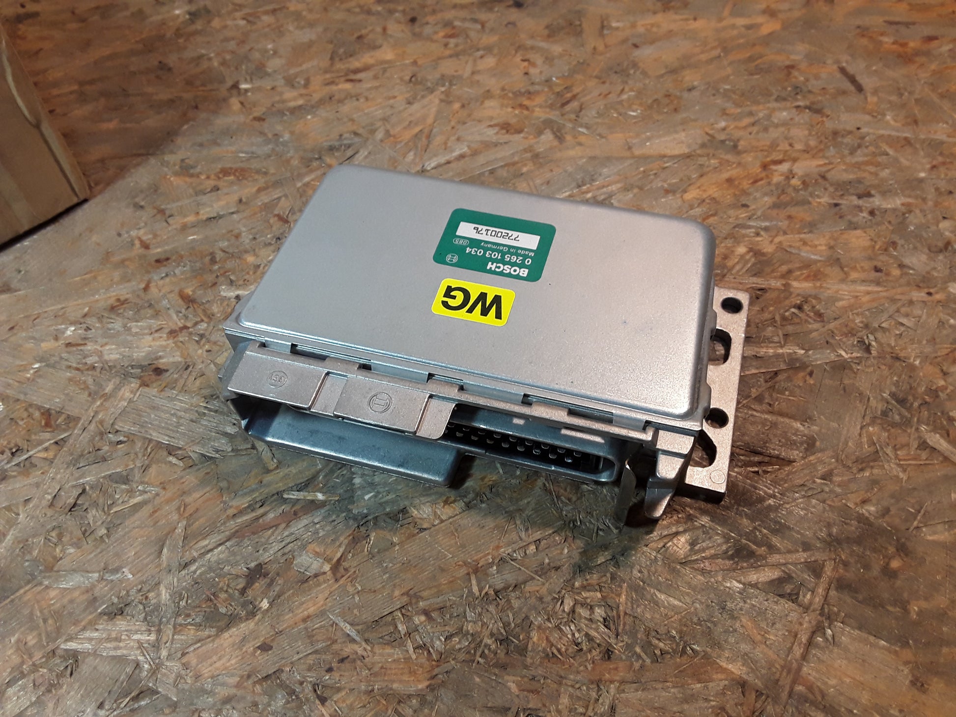 Original GM Opel Steuergerät ABS
Kennzeichen,WG
Bosch 0 265 0103 034 90297497 Omega A, Senator B