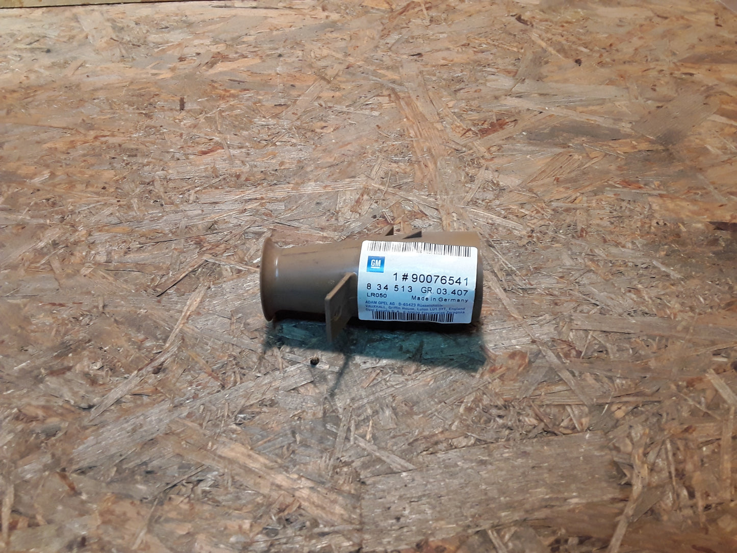 Original GM Opel Anschluss Stutzen an Front (Luftreiniger an Front)  90076541 Ascona B , Manta B