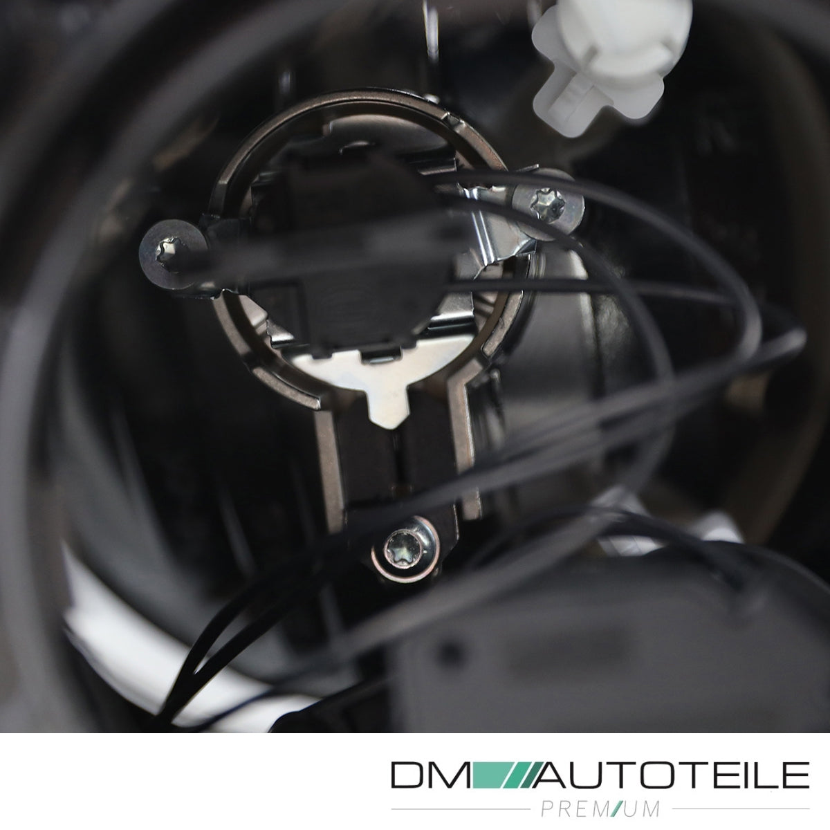 Hella FF H7 Halogen Scheinwerfer rechts passt für VW Polo (6C1) ab 2014-2017