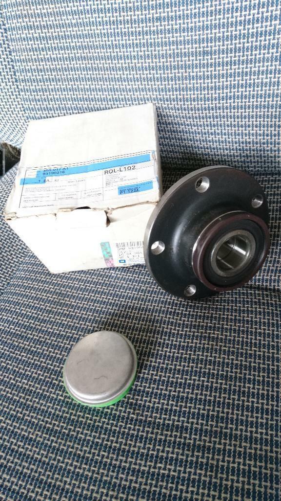 Opel Corsa Adam Radnabe hinten neu original GM