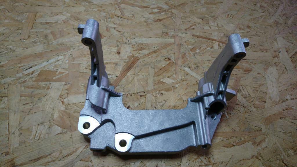 Opel Astra H Agila A B Corsa D C Getriebe Stütze neu GM