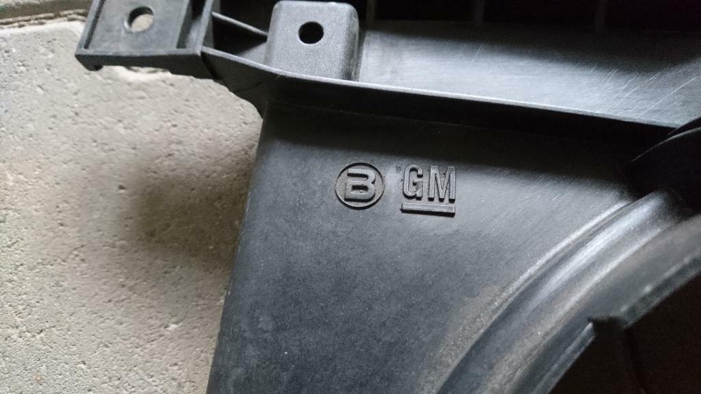 Corsa C Lüfter Abdeckung Luftrichter neu original GM