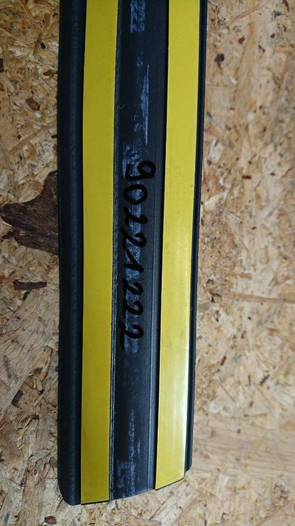 Kadett E Zierleiste Kantenschutz rechts neu original gm
