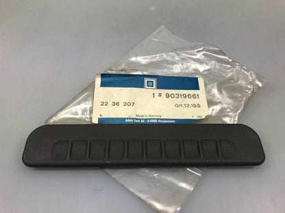 Original GM Opel Omega A Heckklappe Griff *NEU*