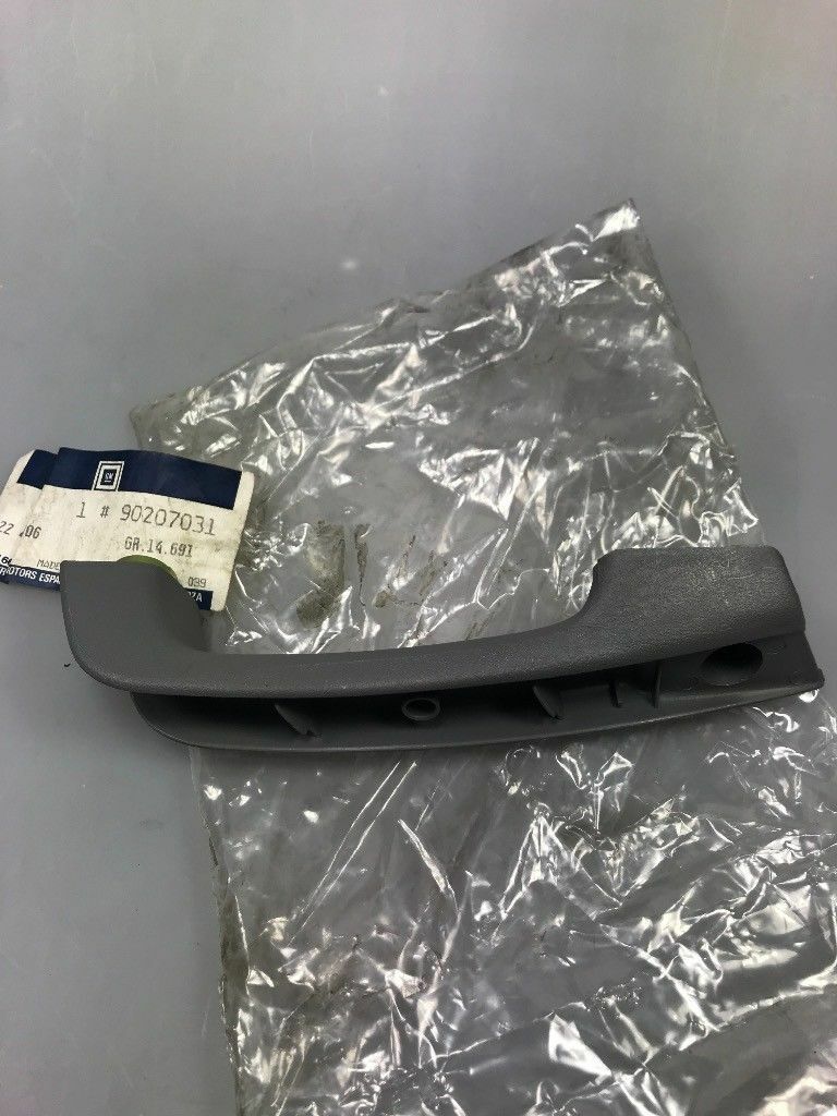 Original GM Opel Corsa A Haltegriff Vordertür Neu