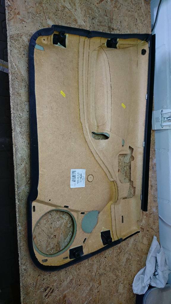 Vectra B Türverkleidung Türpappe vorne rechts neu original GM