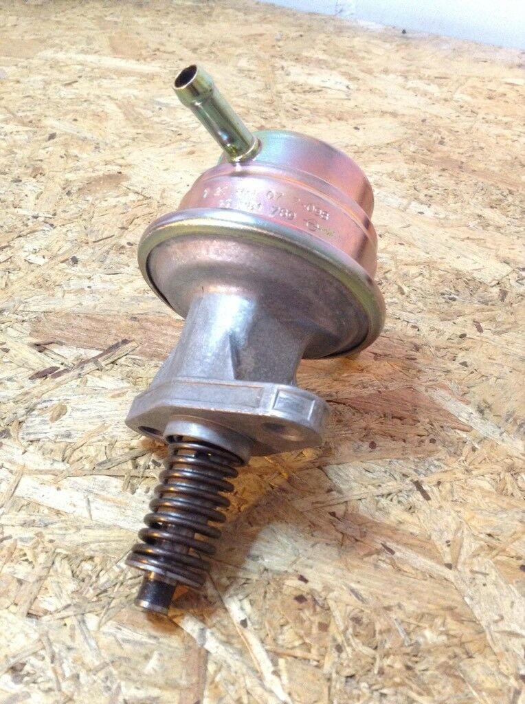 Opel Kadett E Kraftstoffpumpe neu Original GM