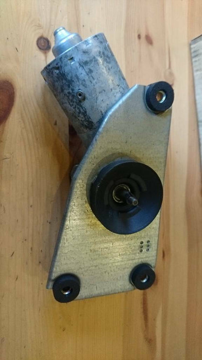 Kadett D Wischermotor original GM Opel NEU
