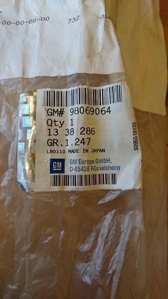 Opel Meriva A Thermostatgehäuse Kühlung Rohr neu GM